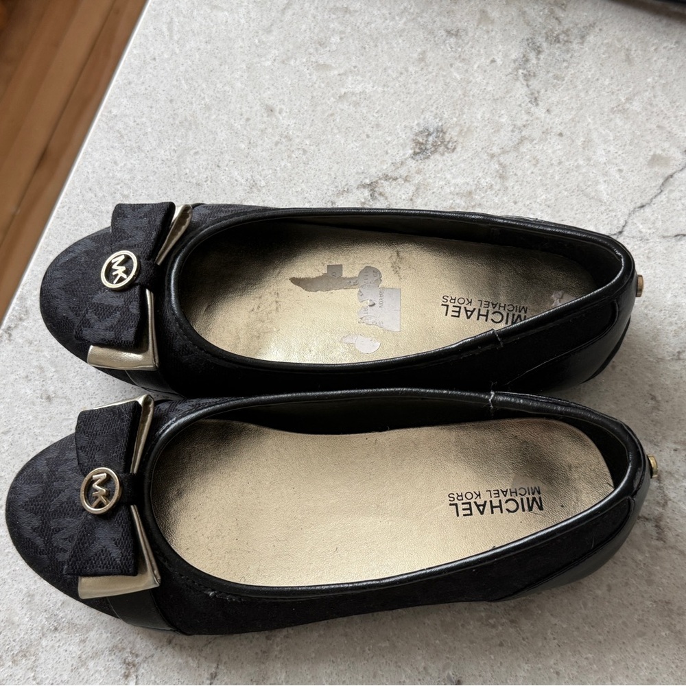Michael Kors Black and Gold Women's Flats